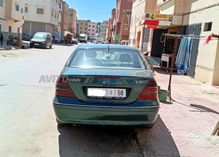 مرسيدس 220 كوكاوة