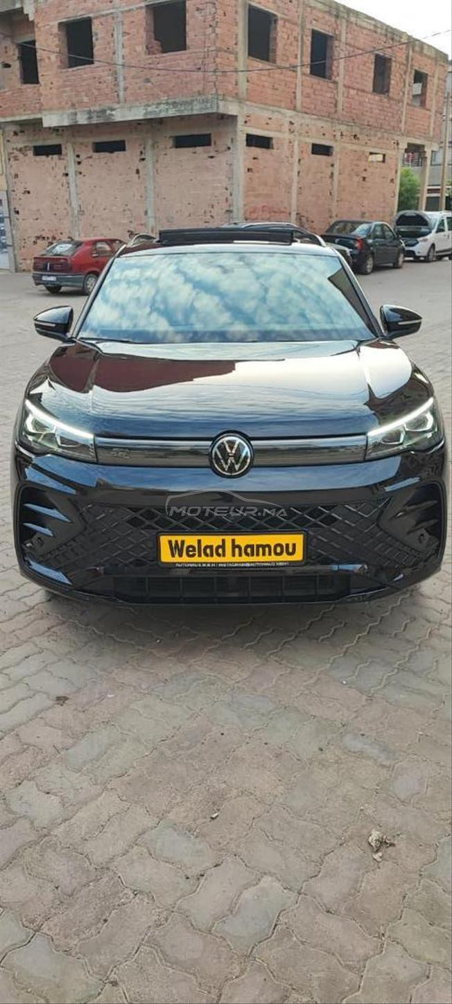 VOLKSWAGEN TIGUAN R-LINE BLACK 