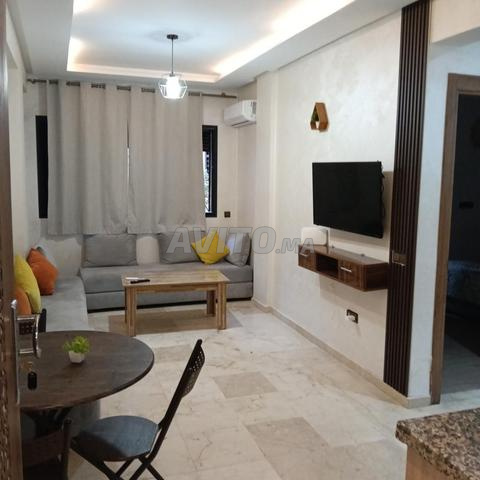 شقة نظيفة بجانب المحطة