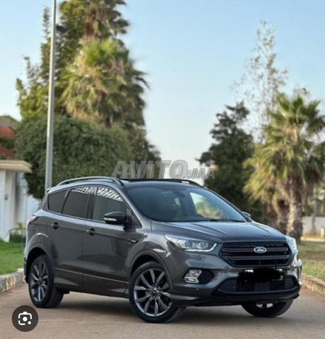 Ford Kuga Diesel Automatique 2020 à Al Hoceima - 2