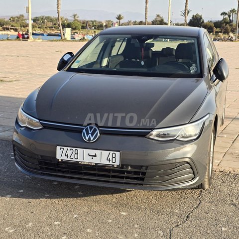 Golf 8 presque neuve
