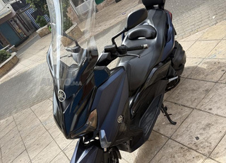 Moto yamaha xmax 400