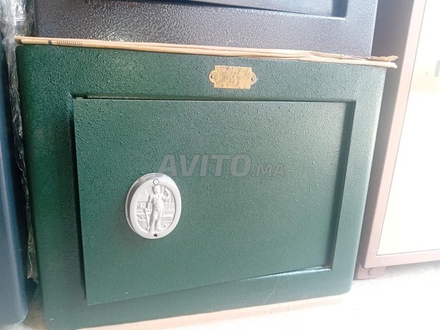 coffre blindé occasion bon état marqué France
