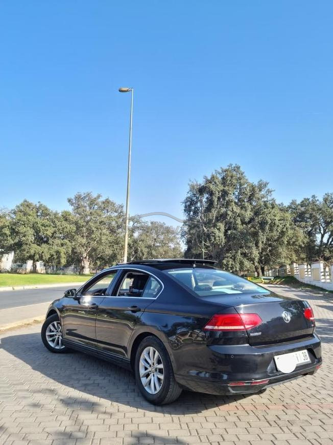 Volkswagen Passat Diesel Automatique 2018 DED 2023