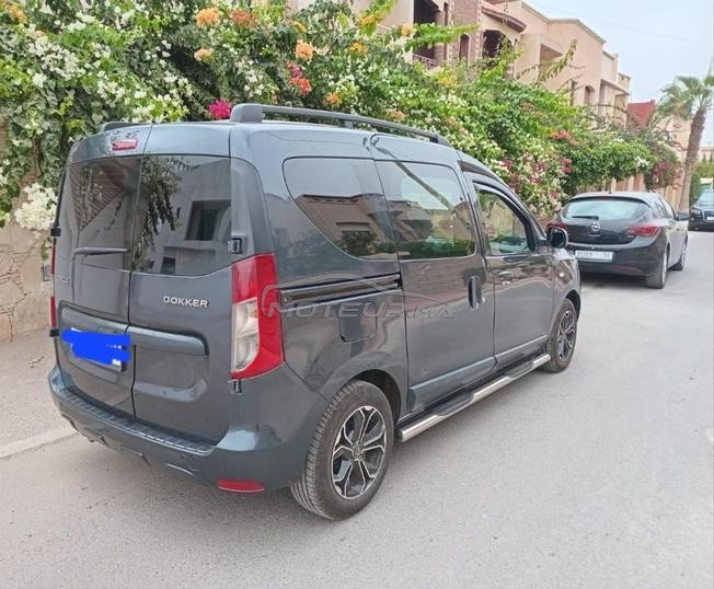 dokker 2021 très bon etat  دوكير نقية