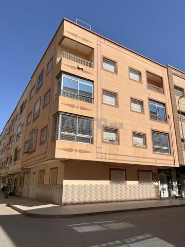 بيع شقة بالقرب من مرجان وديكاتلون مكناس