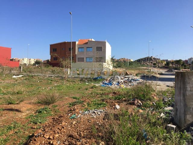 🏡 للبيع أرض فيلا بمساحة 320 متر مربع