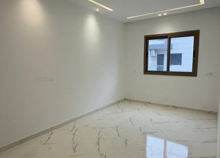 شقة للإيجار