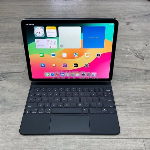 ايباد Air M2 2024 clavi magic 128G