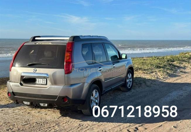 nissan xtrail 4x4 2010 bonne état 