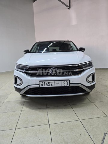 فولكس فاجن تيروك