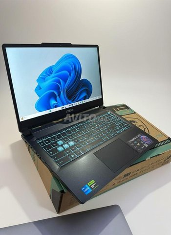 MSI Cyborg 15 - RTX 4060 / I5 12th