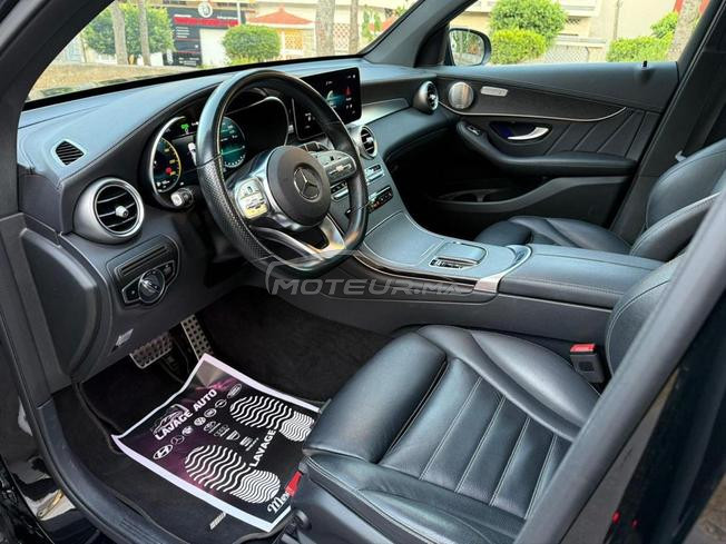 glc 300 d modl 2022 d 2025 mrhbaa n9iya bzaf 