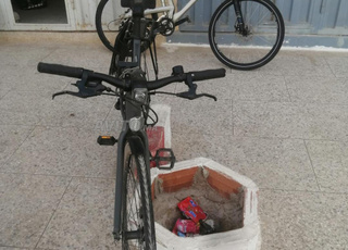 دراجة طريق من الكربون مع إمكانية التوصيل