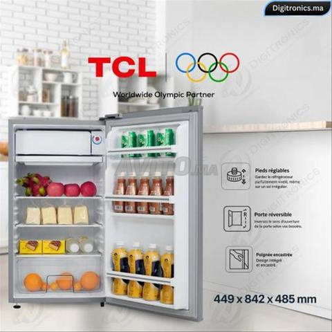 Réfrigérateur TCL 90 Litres, porte réversible, 3 étagères en verre