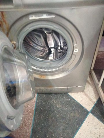 غسالة ملابس ويرلبول بها مشكلة في الفلتر