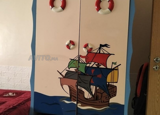 غرفة نوم للأولاد للبيع