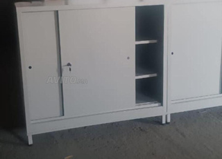 Armoires standards métalliques