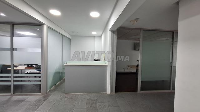 Bureaux de 419 m² 3 TF séparés proche Abdelmoumen