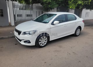 Peugeot 301 Diesel Manuelle 2021 à Rabat