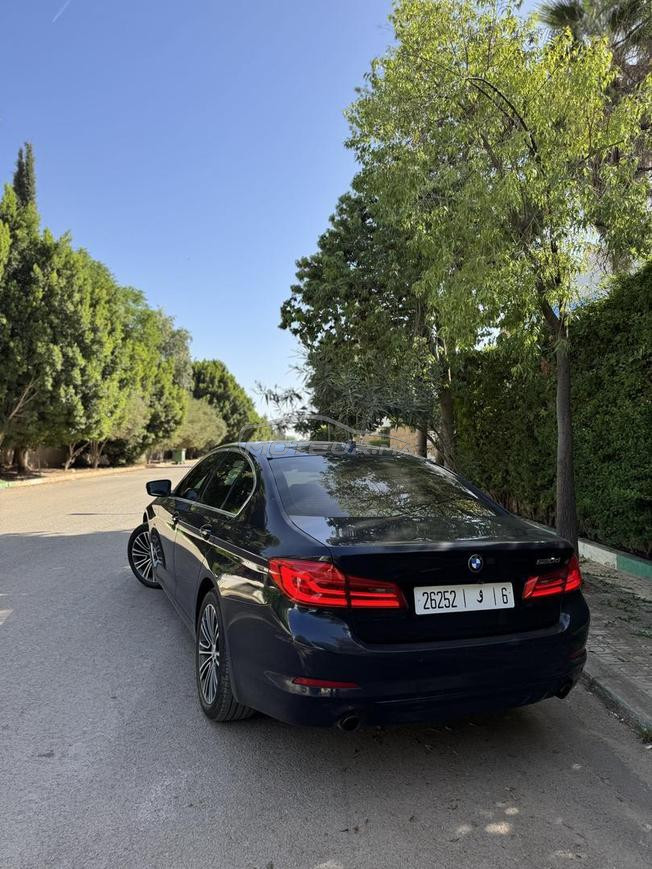 BMW Série 520D SPORTLINE 2018 à Fès