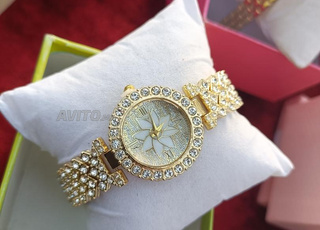 ساعات نسائية جميل مرحب بالجميع