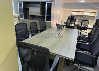 طاولات اجتماعات بجودة الاستيراد