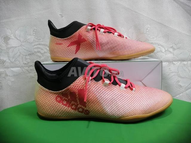 Chaussures de football semi-pro neuves pointure 43/44 - 2