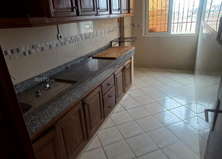 شقة للإيجار في حمزة 3500 درهم