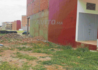 Lot titré 102 mètre commercialke