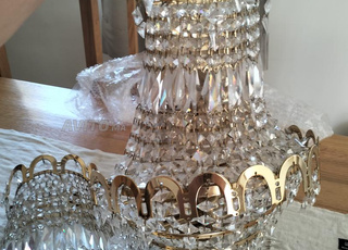 2 appliques murales dorées avec cristal