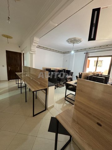 Joli appartement usage bureau vide