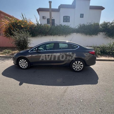 opel astra toute option 