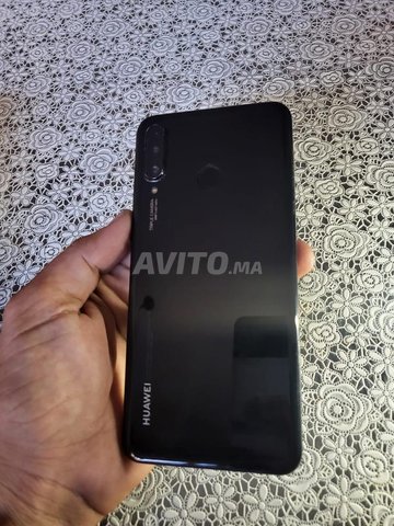 P30 lite في حالة جيدة جدا