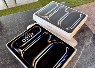 آيباد برو M4 256GB 13 بوصة