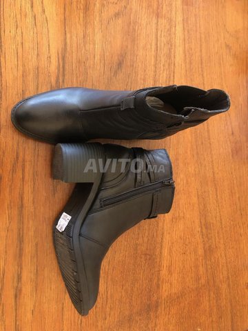 حذاء بوت كلاركس جديد مقاس 39 للنساء