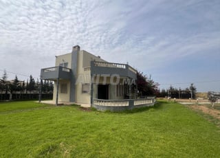 Ferme équipée à vendre