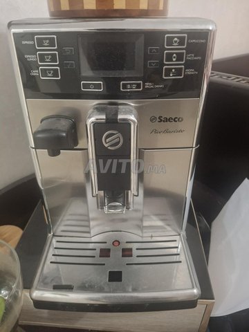 ماكينة قهوة