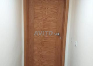 باب خشبي جيد