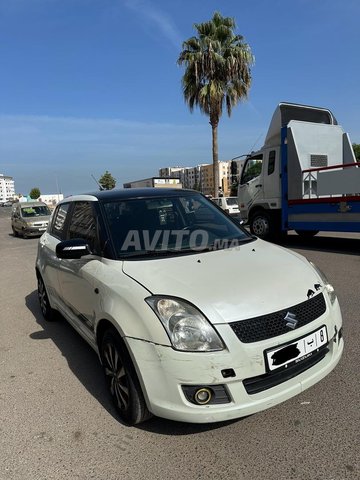 Suzuki Swift Essence Manuelle 2009 à Casablanca