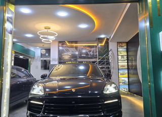 PORSCHE CAYENNE HYBRID