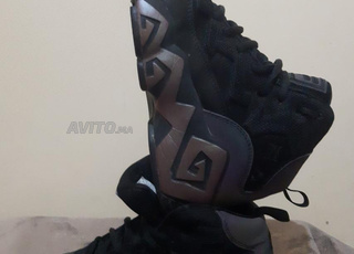 Chaussures de sport importées en bon état