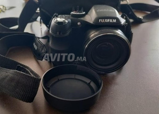 Le Fujifilm FinePix S2000HD
