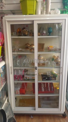 VITRINE NEUVE ALLUMINUIM A VENDRE