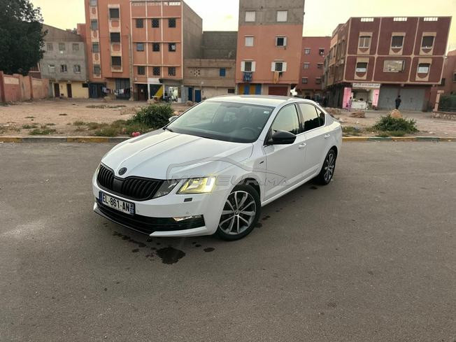 Skoda Octavia Diesel Automatique 2017 à Agadir