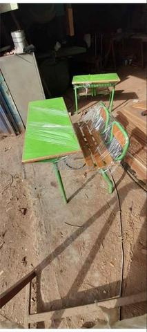 أثاث مدرسي chaise iso table Indvdeuil و pupitre