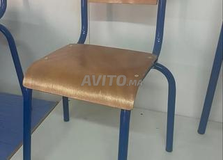 Chaise semi métallique confortable