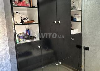 خزانة بأربعة أبواب