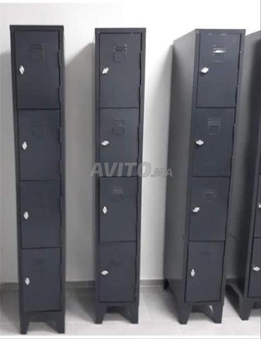 Le vestiaire métallique est un type de mobilier