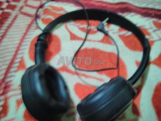 Utilisé, légèrement, prix d'achat cinquante dirhams marocains